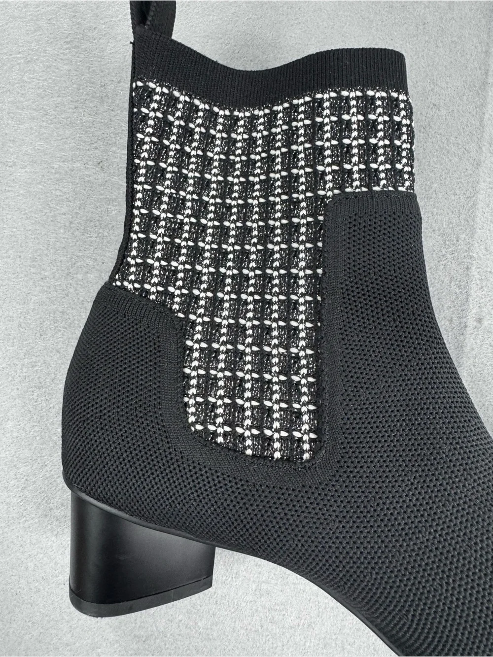 Vivaia Theresa Black Knit Ankle Booties Tweed-Style Panel. Sz EU 36 US 5.5/6.